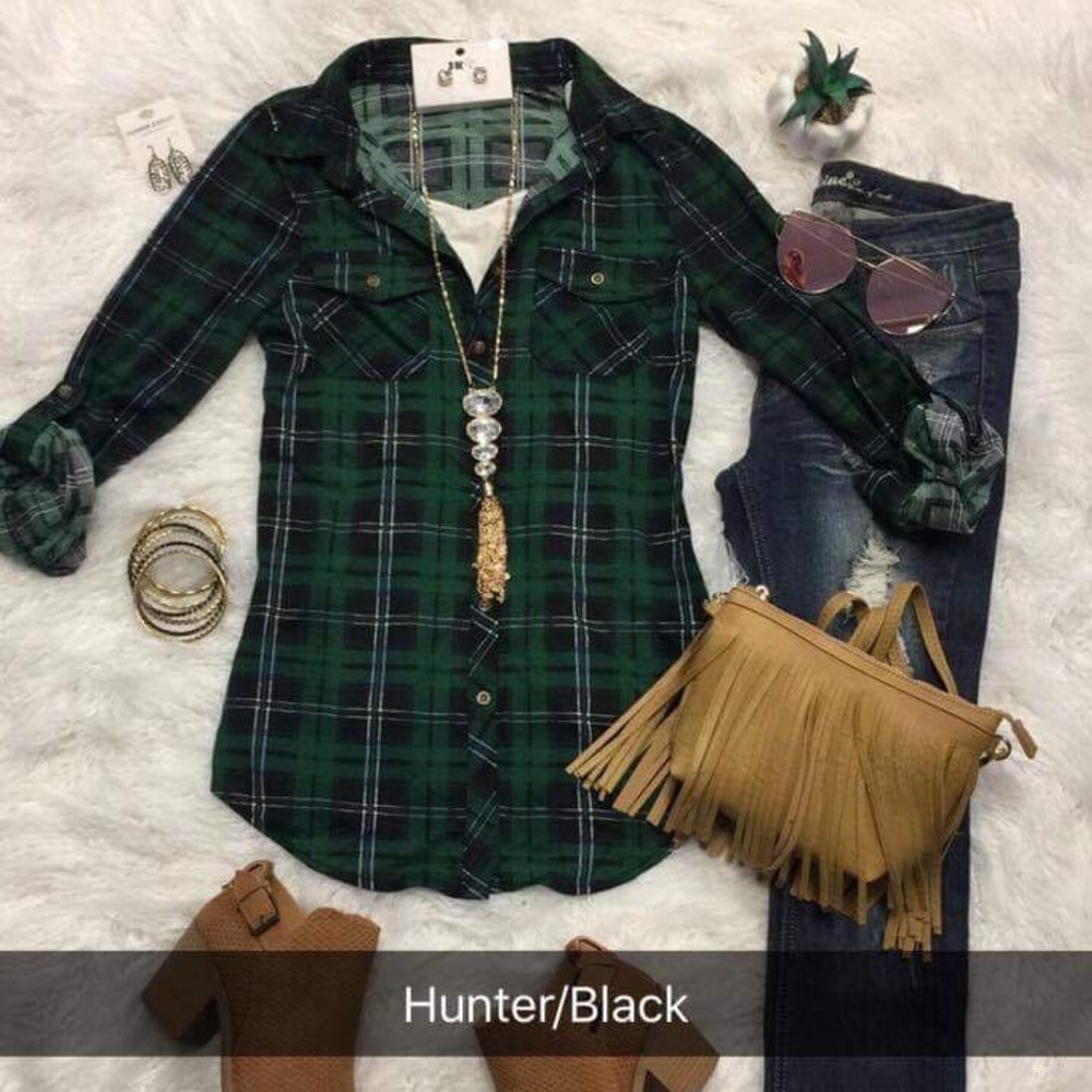 Hunter & black button down shirt